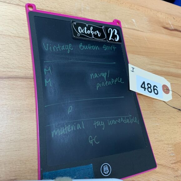 Vintage Hilo Hattie Hawaiian Shirt Mens M Navy Golden Pineapple Short Sleeve - Picture 9 of 10